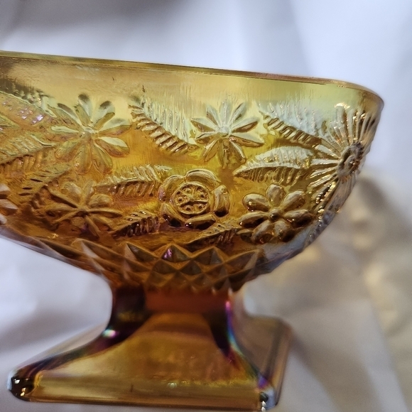 Vintage Indiana Carnival Glass Amber Pedestal Diamond Shaped Dish - Picture 2 of 5